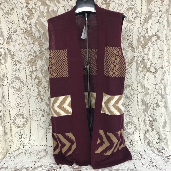 Rue21 Sweaters - Rue 21 XL vest NWT. Aztec design.